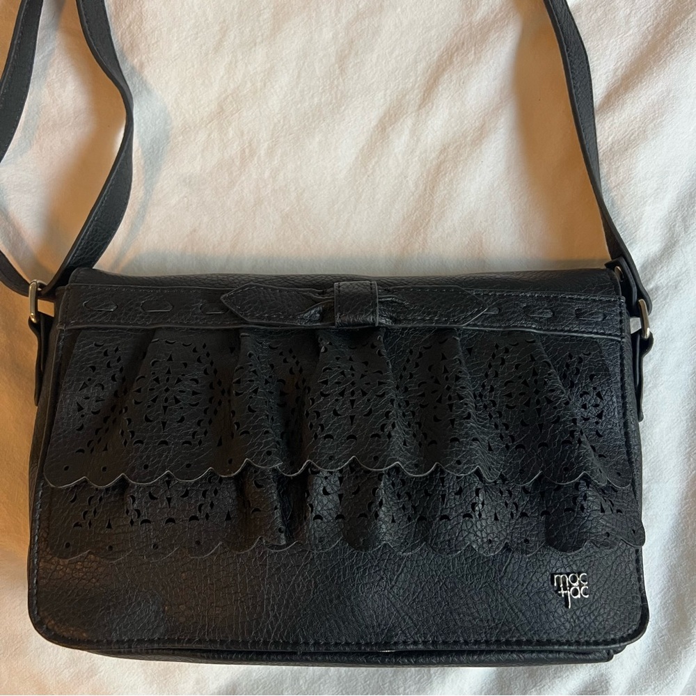 Mac & Jac Black Crossbody Bag